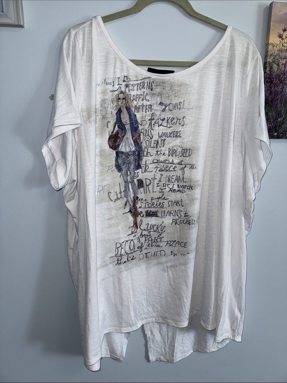 Lane Bryant White Short Sleeve Graphic Tee with Multicolor Illustration